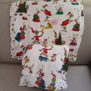 Dr. Seuss Grinch Christmas queen flannel